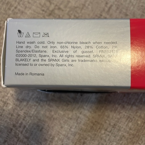 SPANX, Tight-End Tights, Cable Knit Sweater, Black, size B, NEW! - Picture 5 of 5